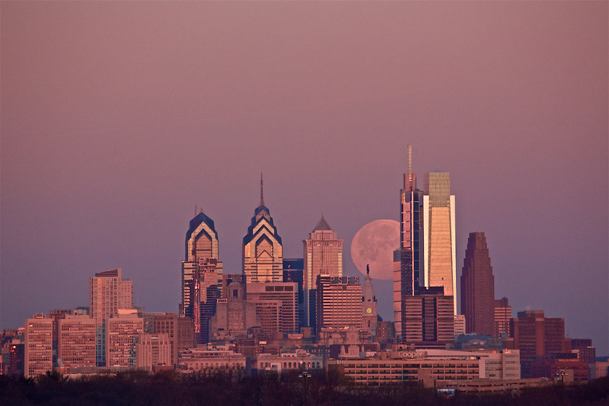 Philadelphia
Skyline
February 19, 2019
DerekBrad.com
